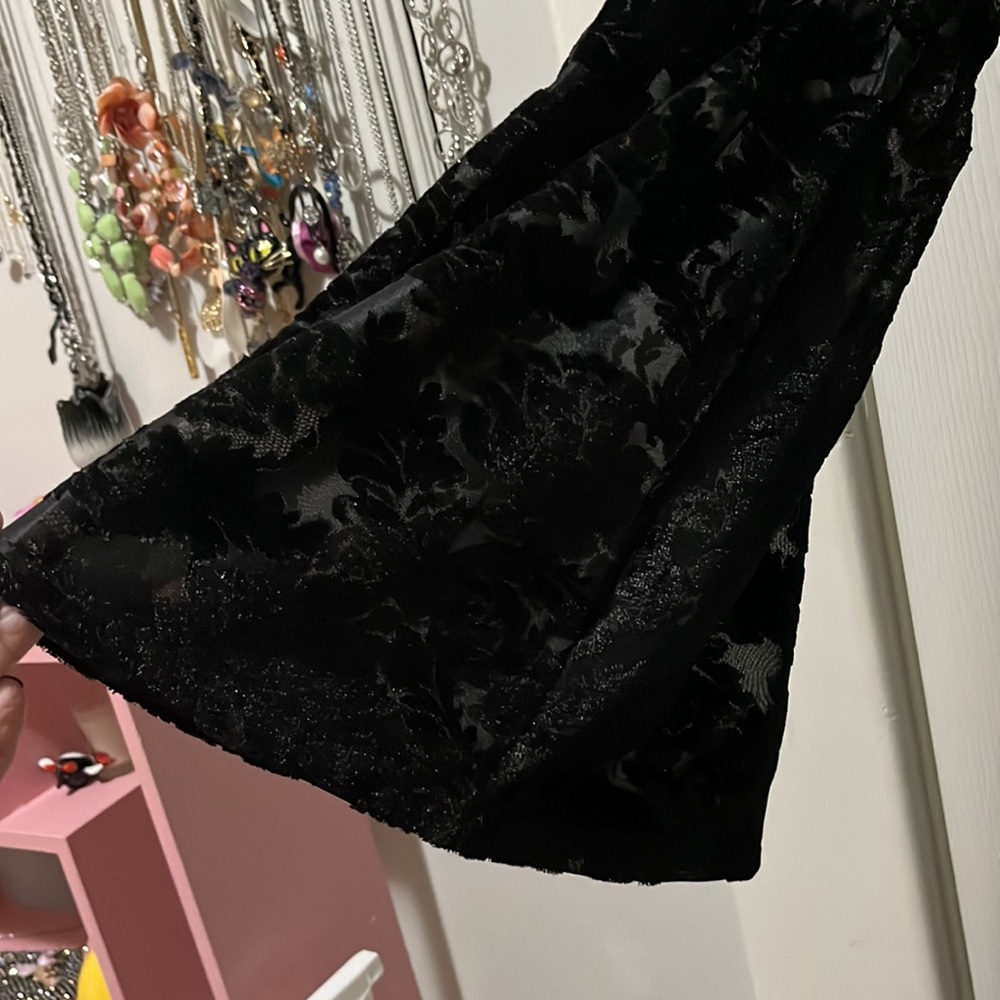 NWT Loveriche black velvet duster with bell sleeves Size S - Picture 8 of 9